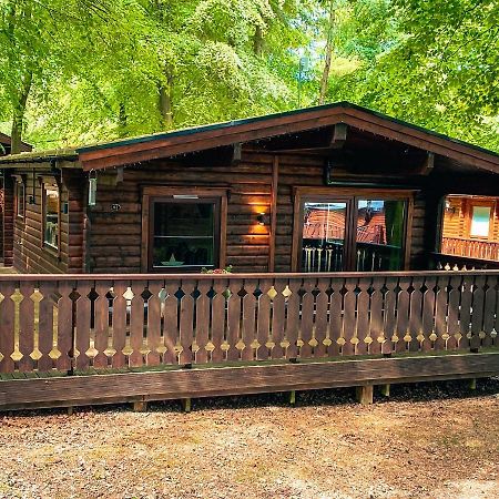 Leafy Hollow Lodge Louth  Buitenkant foto