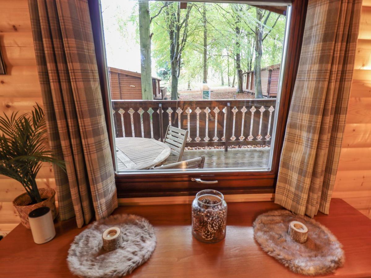Leafy Hollow Lodge Louth  Buitenkant foto