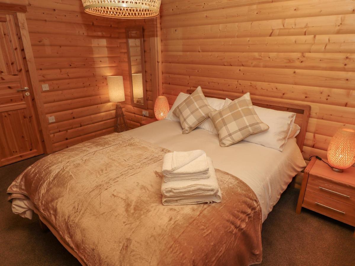 Leafy Hollow Lodge Louth  Buitenkant foto