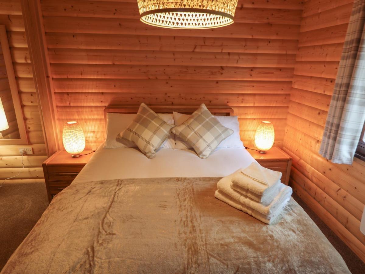 Leafy Hollow Lodge Louth  Buitenkant foto