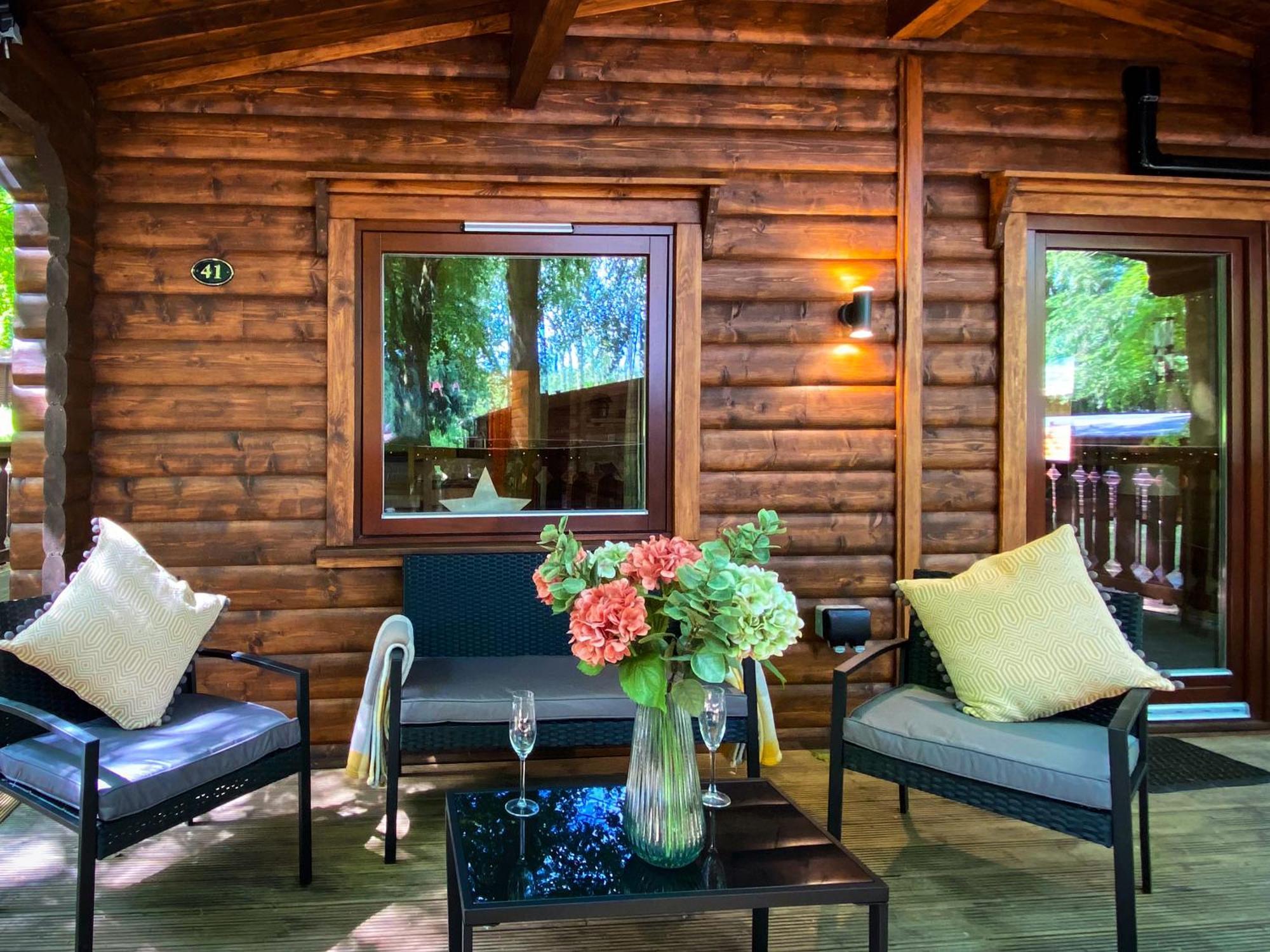 Leafy Hollow Lodge Louth  Buitenkant foto